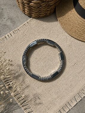 MAGOR Stainless Magnetic Stretch Bracelet - Silver